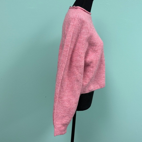 Topshop roll neck cropped sweater in light pink size 8-10 - Picture 7 of 10